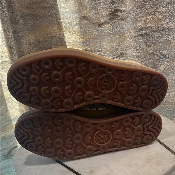 Adidas Womens leopard print Cream and Black Patterned Sneakers size 8.5 - Picture 4 of 8